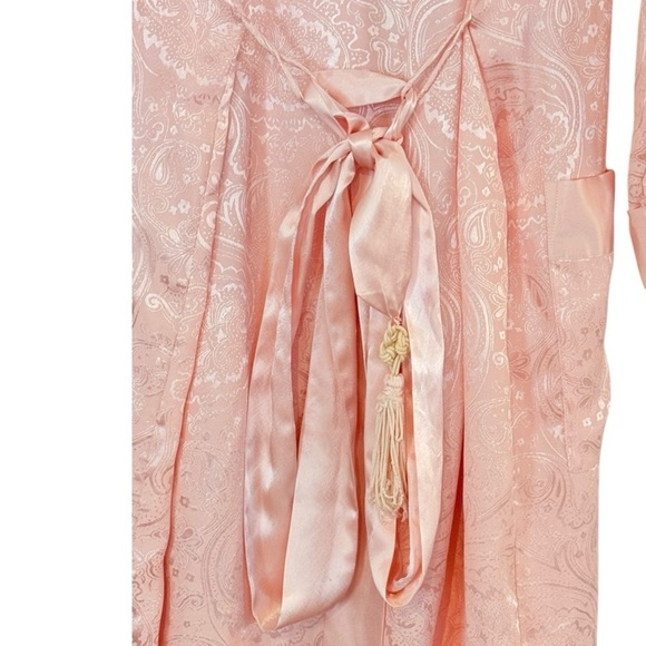 VICTORIA’S SECRET Vintage Gold Label Silky Paisley Pink Robe Size M - Picture 7 of 14